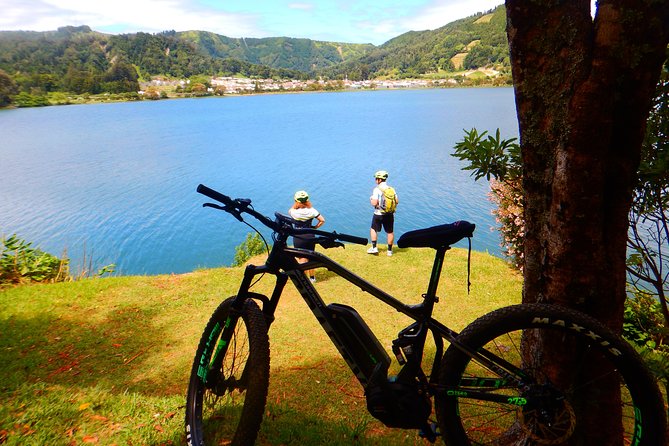 E-bike Sete Cidades- "All Mountain" bike program - Starting near the Sete Cidades crater