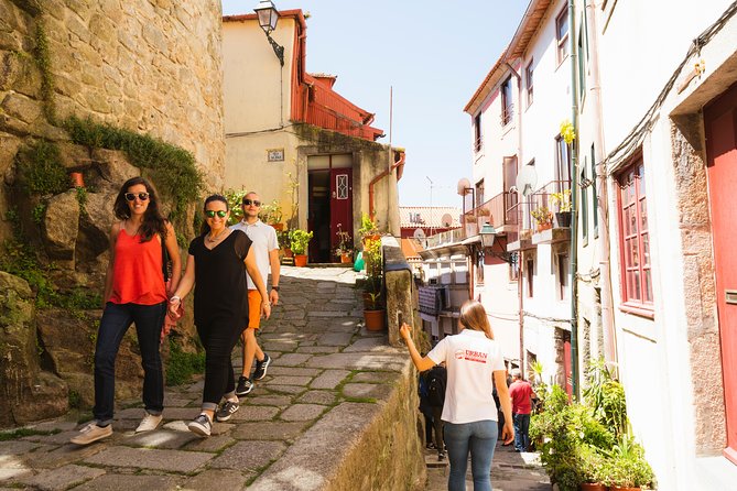 Experience Porto's Charm: 3-Hour Guided Walking Tour - Santa Catarina, Café Majestic, and Bolhão Market
