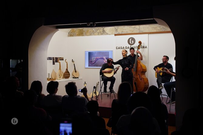 Fado by Casa da Guitarra - The port wine break adds a welcome Portuguese touch