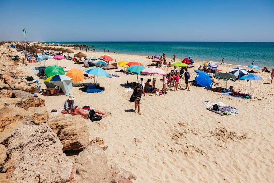 Faro: Deserta Island and Farol Island Catamaran Boat Trip - Who should book this Faro boat trip?