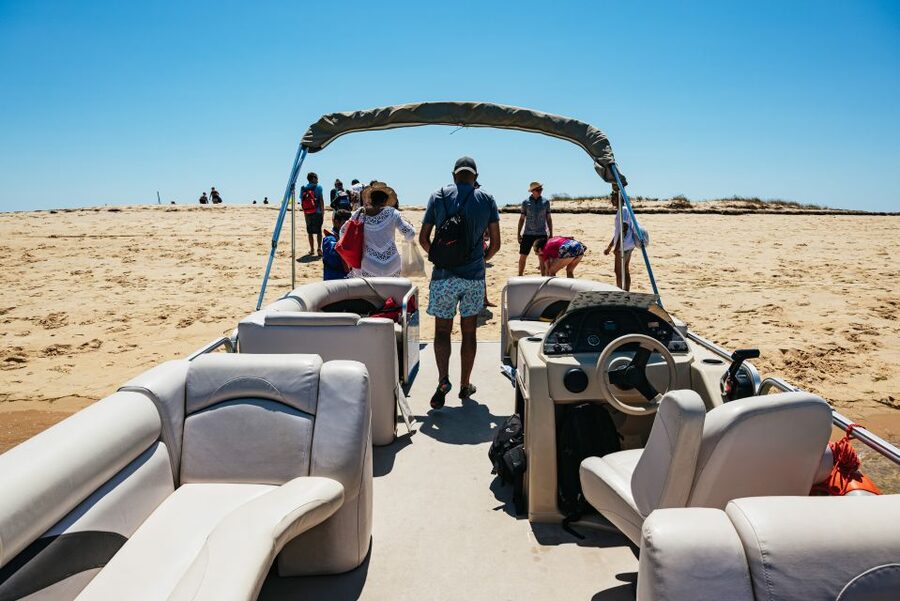 Faro: Deserta Island and Farol Island Catamaran Boat Trip - The return ride through the protected park