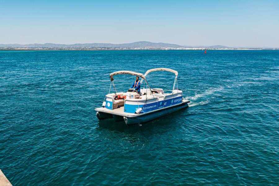 Faro: Deserta Island and Farol Island Catamaran Boat Trip - What to pack and how to use the stops