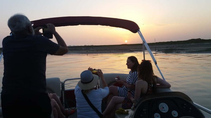 Faro: Sunset 1 hour Ria Formosa Boat Tour - Who will enjoy this Ria Formosa experience?
