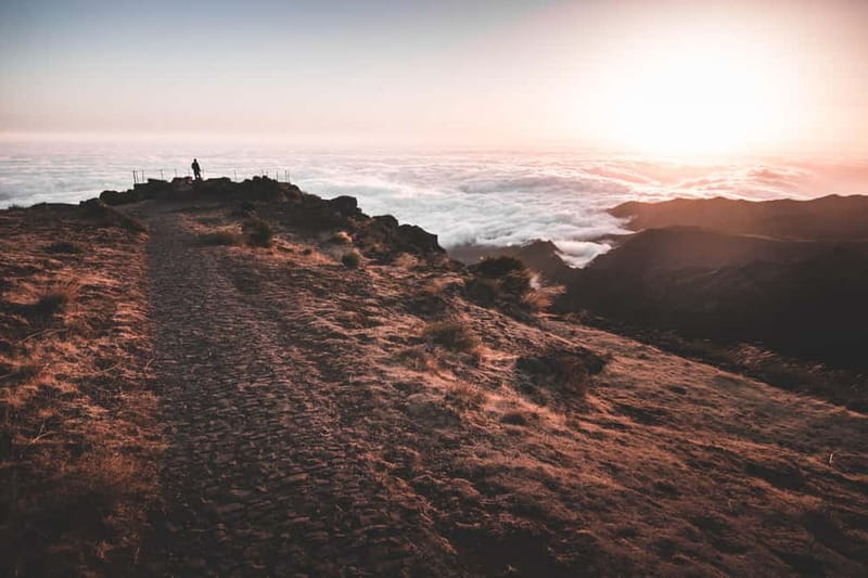 From Funchal: Pico Arieiro Sunrise with Optional Breakfast - How guides handle clouds, rain, and missed sunrises