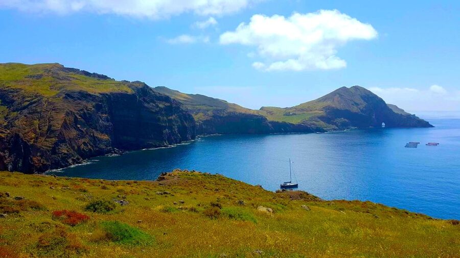 From Funchal: Ponta de São Lourenço/Caniçal Full-Day Hike - Why Ponta de São Lourenço feels like another island