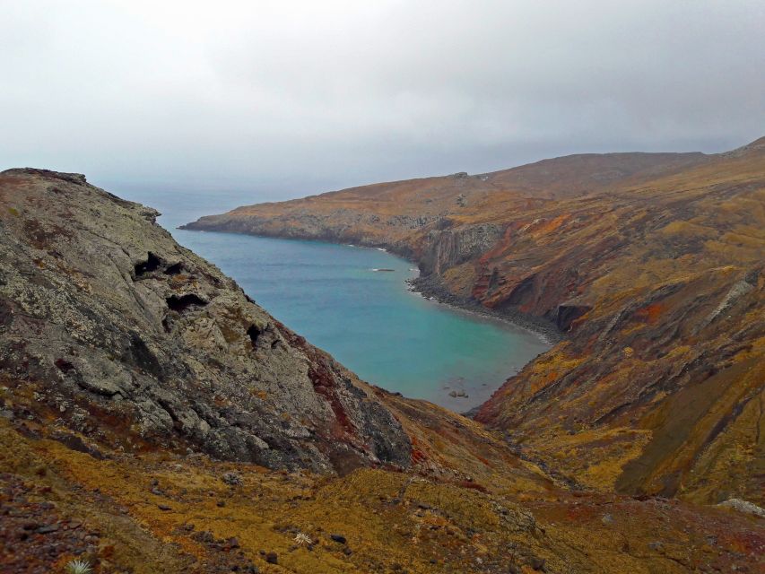 From Funchal: Ponta de São Lourenço/Caniçal Full-Day Hike - The first miles: open ground and volcanic rock