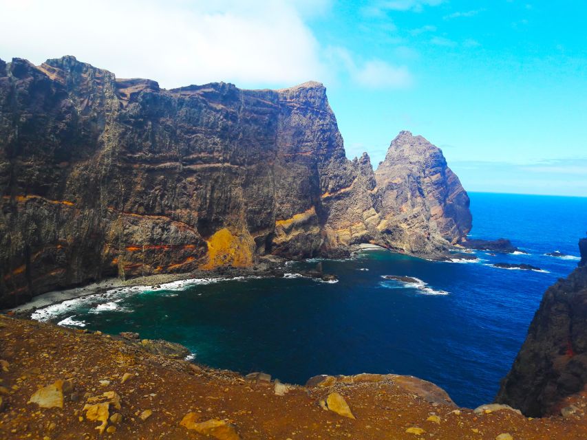 From Funchal: Ponta de São Lourenço/Caniçal Full-Day Hike - North coast, south coast, and two distant islands