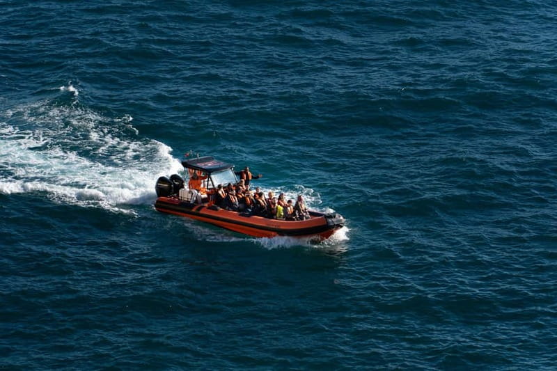 From Lagos: Benagil Caves Speedboat Adventure - Who will enjoy this speedboat outing