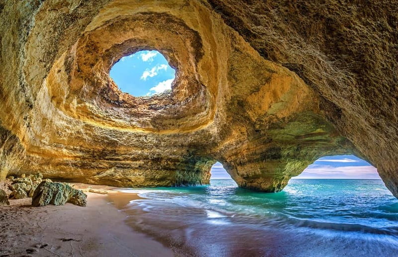 From Lagos: Scenic Cruise to the Benagil and Carvoeiro Caves - The high-speed run past Alvor and Portimão