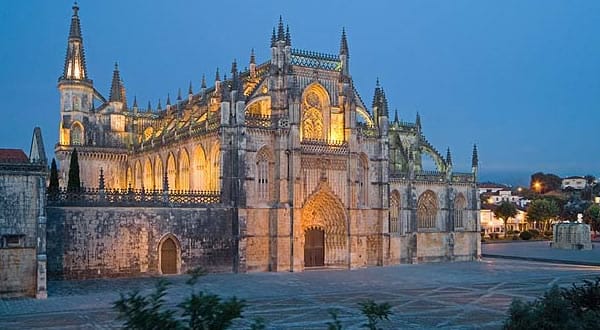 From Lisbon: Fátima, Batalha, Nazaré and Óbidos Day Tour - Starting at Marques de Pombal