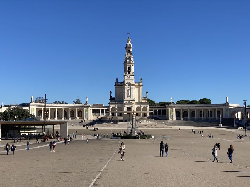 From Lisbon: Fátima, Batalha, Nazaré, and Obidos Tour by Van - Fátima: Portugal’s major pilgrimage center