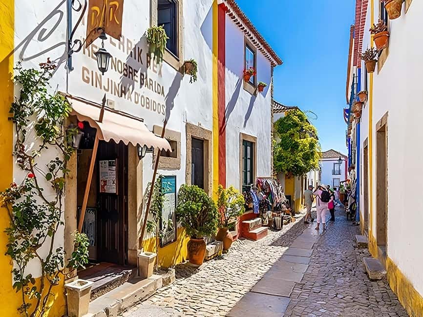From Lisbon: Obidos, Nazaré and Fátima Small Group Tour - Why this Lisbon day trip works