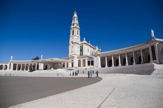 From Lisbon: Sanctuary of Fátima & the Little Shepherds Town - What two hours at Fátima really gives you