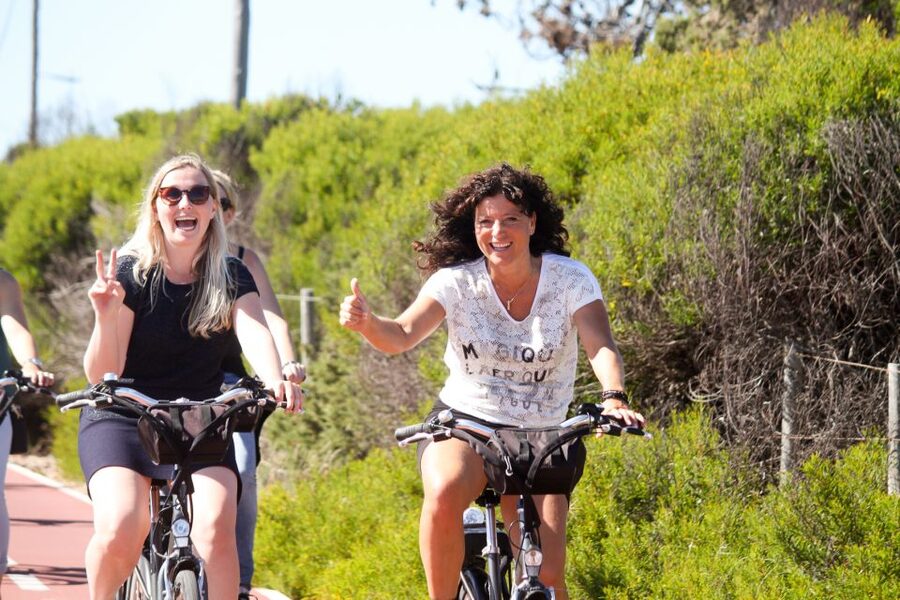 From Lisbon: Sintra to Cascais Full-Day Guided E-Bike Tour - Why this route is more than a palace visit
