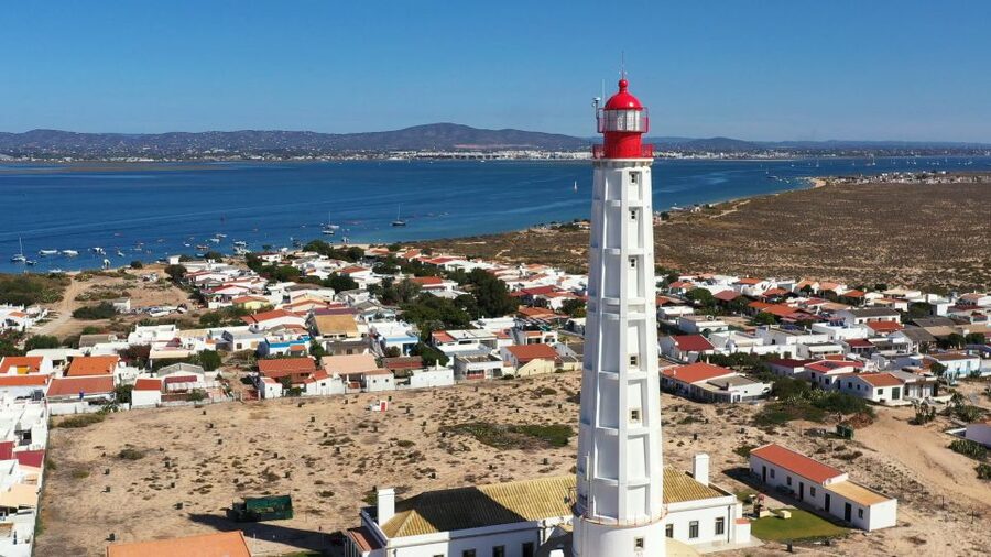 From Olhão: Ria Formosa 3-Island Full-Day Tour - Culatra, the tour’s best local connection