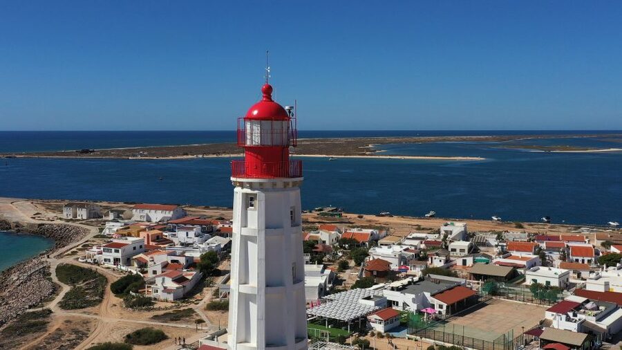 From Olhão: Ria Formosa Sunset Island Tour - Watching the Algarve sunset from the return boat