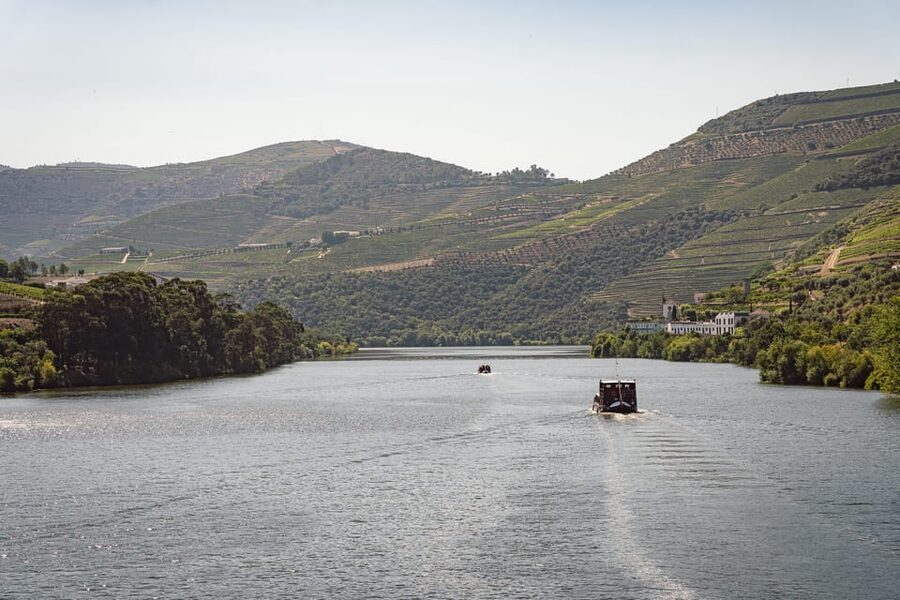 From Pinhão: Douro Valley Rabelo Boat Tour with Port Wine - Why the river is the best seat in Pinhão
