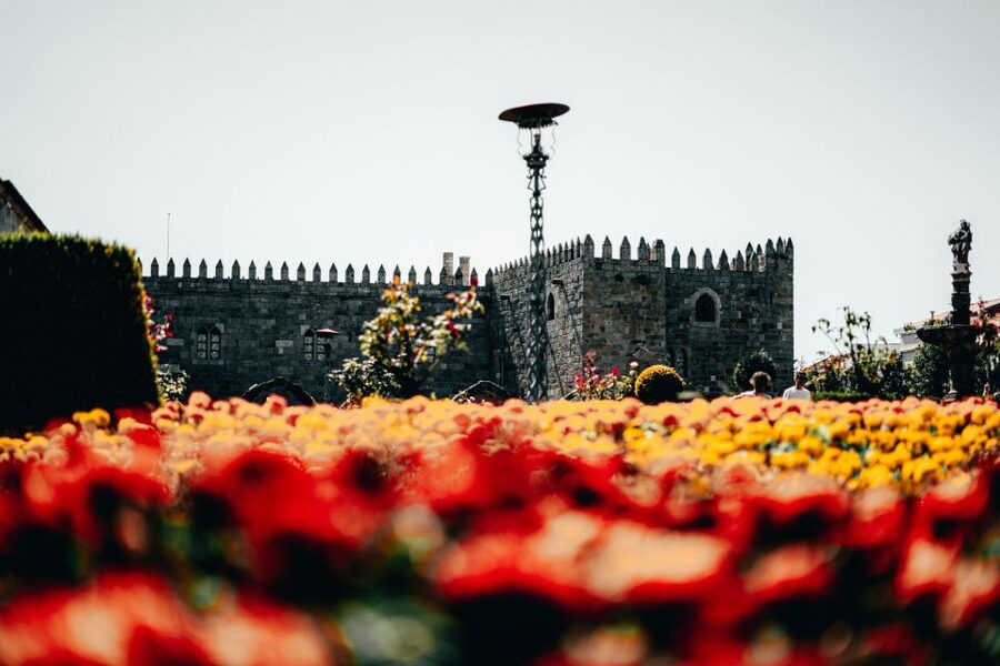 From Porto: Braga & Guimarães with Lunch Small Group Tour - Key points to know before booking