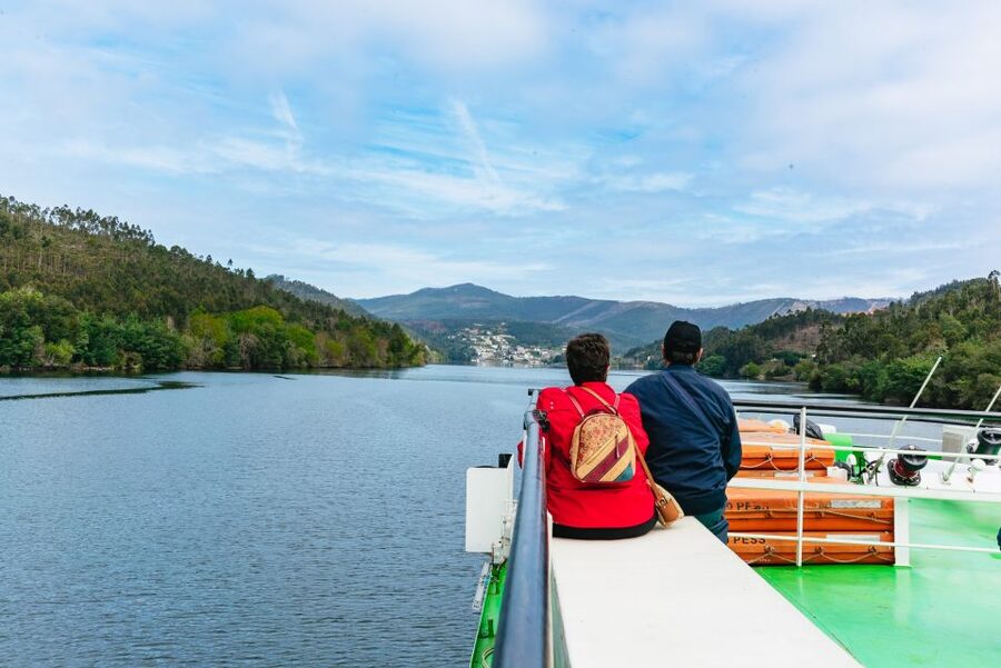From Porto: Douro River Cruise to Régua with Lunch - The best parts of the day at a glance