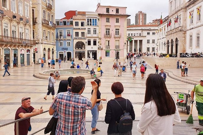 From Porto: Fátima and Coimbra Full Day Tour - How much does the guide affect the day?