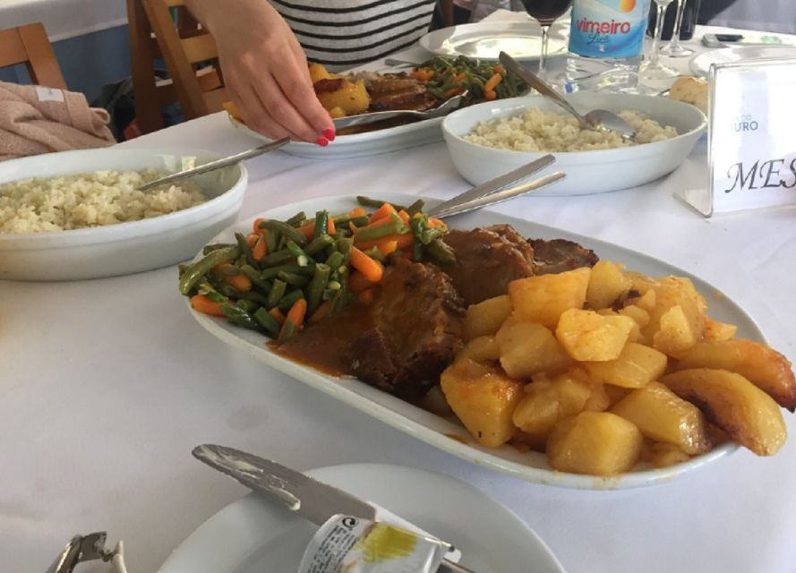 From Porto: Régua to Porto River Cruise with Lunch on Board - Six hours downstream through the Douro Valley