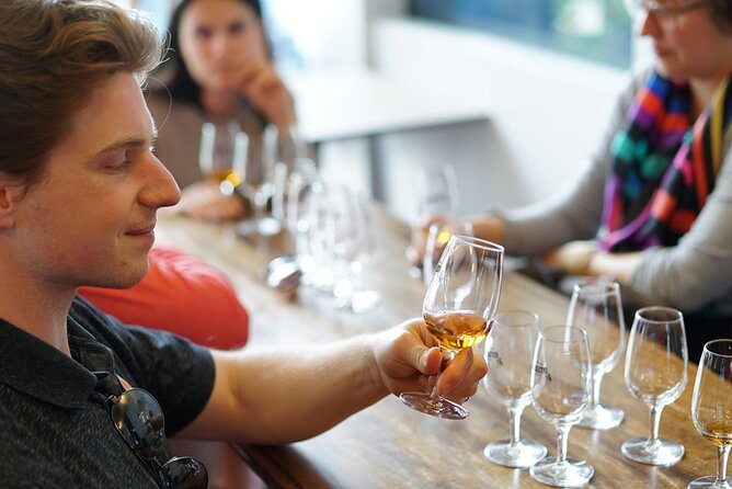 Full-Day Madeira Wine Tasting Tour with Lunch - Câmara de Lobos and the southern wine country