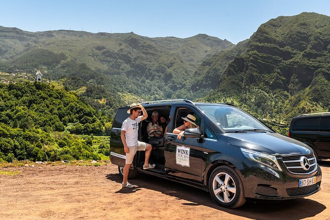 Full-Day Madeira Wine Tasting Tour with Lunch - Guides who make the difference