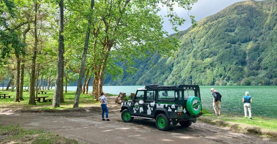 Full Day Sete Cidades + Lagoa do Fogo - Entering the Sete Cidades caldera by the Covoada route