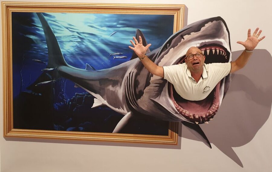 Funchal: 3D Fun Art Museum - Safari, Dinosaurs, and Fantasy Scenes