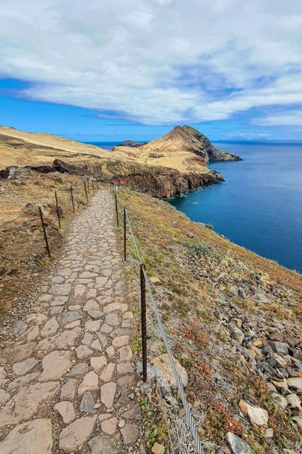 Funchal: Caniçal Ponta São Lourenco Hiking Transfer - Why the shared transfer is worth considering