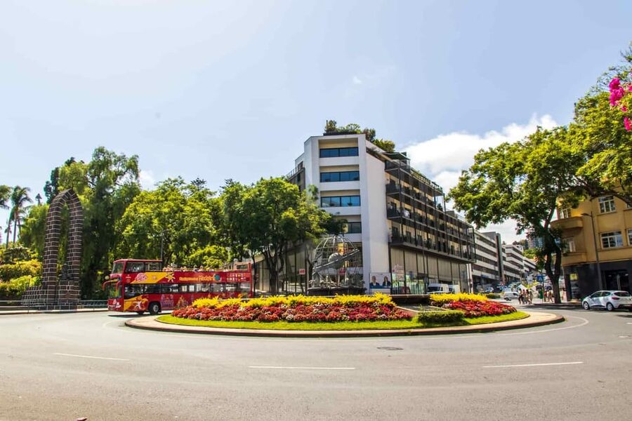 Funchal: City Sightseeing Hop-On Hop-Off Bus Tour - Red Route: the practical tour of Funchal