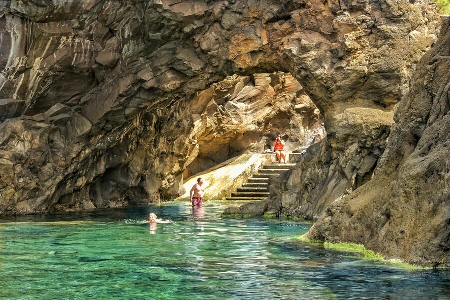 Funchal: Enchanted Terraces, Porto do Moniz & Fanal 4WD Tour - Why this tour works for seeing Madeira in one day