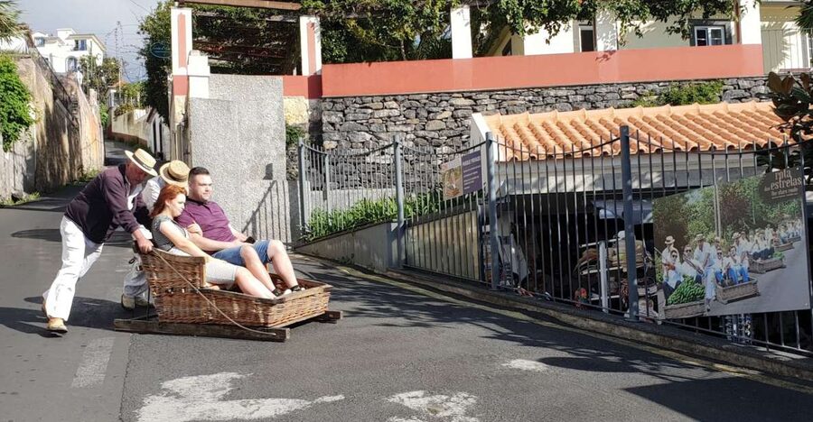 Funchal: Monte Toboggan and Old Town Tour by Tuk-Tuk - Key points to know before booking