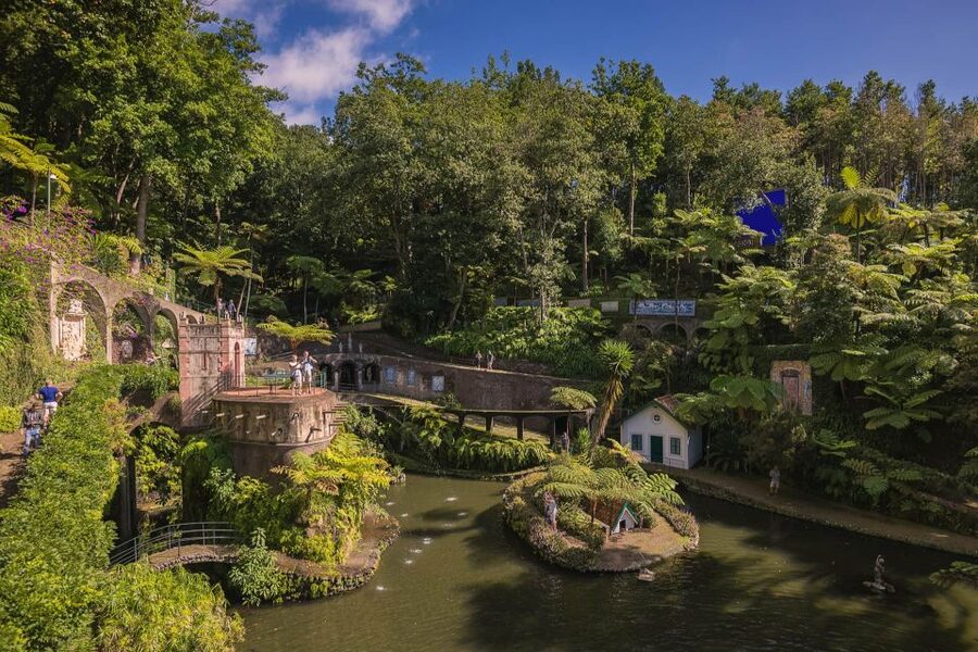 Funchal: Monte Tropical Garden & Toboggan Ride by Tuk Tuk - Exploring Monte Palace Tropical Garden