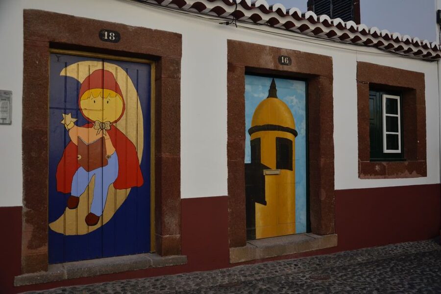 Funchal: Monte Tropical Garden & Toboggan Ride by Tuk Tuk - The ride back through Funchal