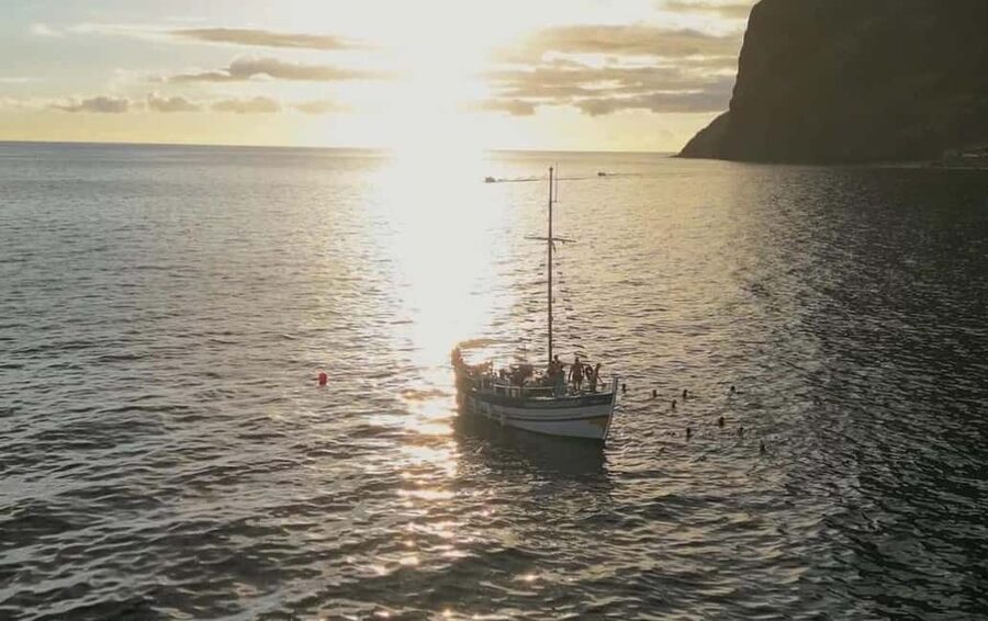 Funchal: Sunset Tour on Traditional Madeiran Boat w/ Drinks - Sunset on the return: the real finale