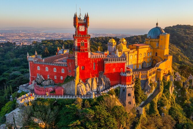 Group Tour to Sintra, Pena, Regaleira, Cabo da Roca & Cascais - Cascais: lunch and an easier hour