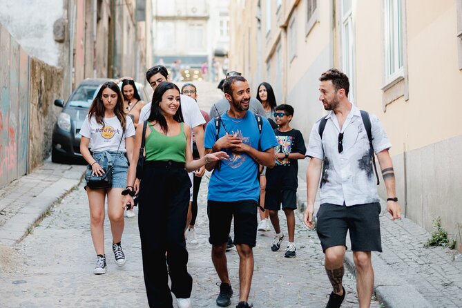 Harry Potter and the City of Porto Guided Tour - Portuguese heroes at Praça D. João I