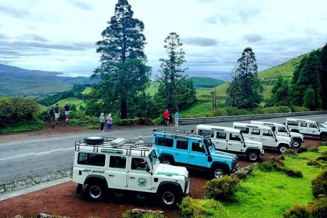 Jeep Tour Full Day Sete Cidades & Lagoa do Fogo with lunch and drinks included. - Starting in Ponta Delgada at 9:00