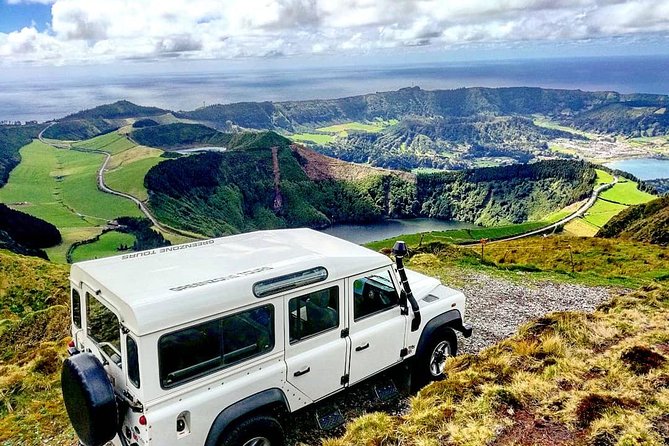 Jeep Tour Full Day Sete Cidades & Lagoa do Fogo with lunch and drinks included. - Lunch With Azorean Food and Drinks