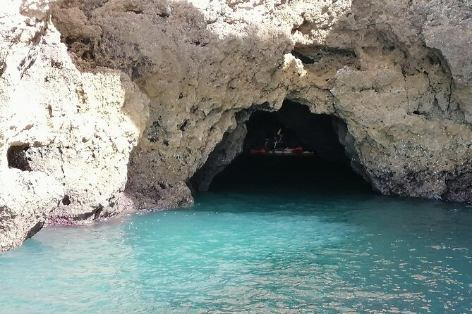 Kayak Adventure through the Ponta da Piedade Caves in Lagos - Why morning departures make sense