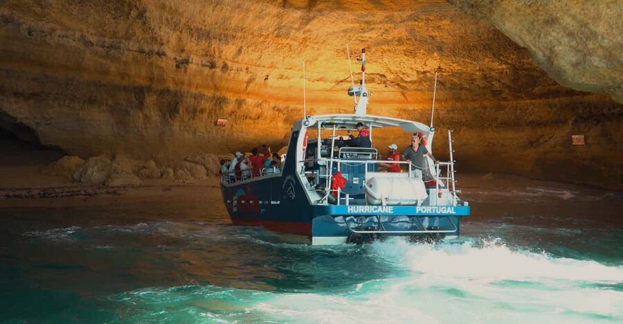 Lagos: Combo Dolphin and Benagil Tour with Marine Biologist - Leaving Lagos Marina aboard Hurricane