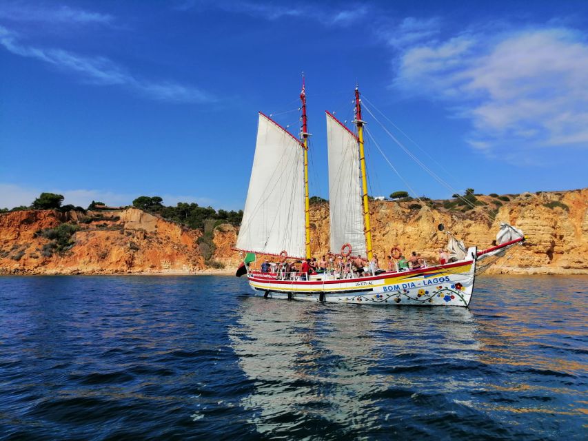 Lagos: Ponta Piedade Sail & Caves Cruise w/Portuguese Tapas - Timing, group feel, and comfort