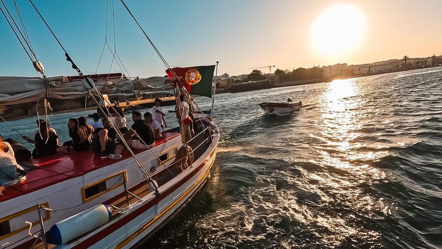Lagos: Sunset Sail aboard a Traditional Boat with Prosecco - Practical Tips for a Better Evening