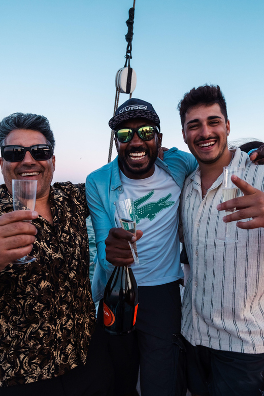 Lagos: Sunset Sail aboard a Traditional Boat with Prosecco - The Lagos Coastline Before Sunset