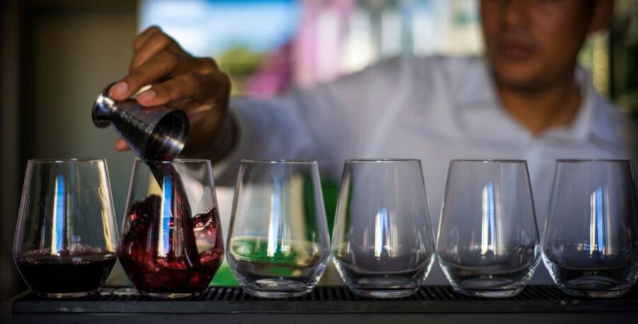 Lisbon: 1-Hour Portuguese Wine Tasting Session - Arriving at From The Vine in Lisbon