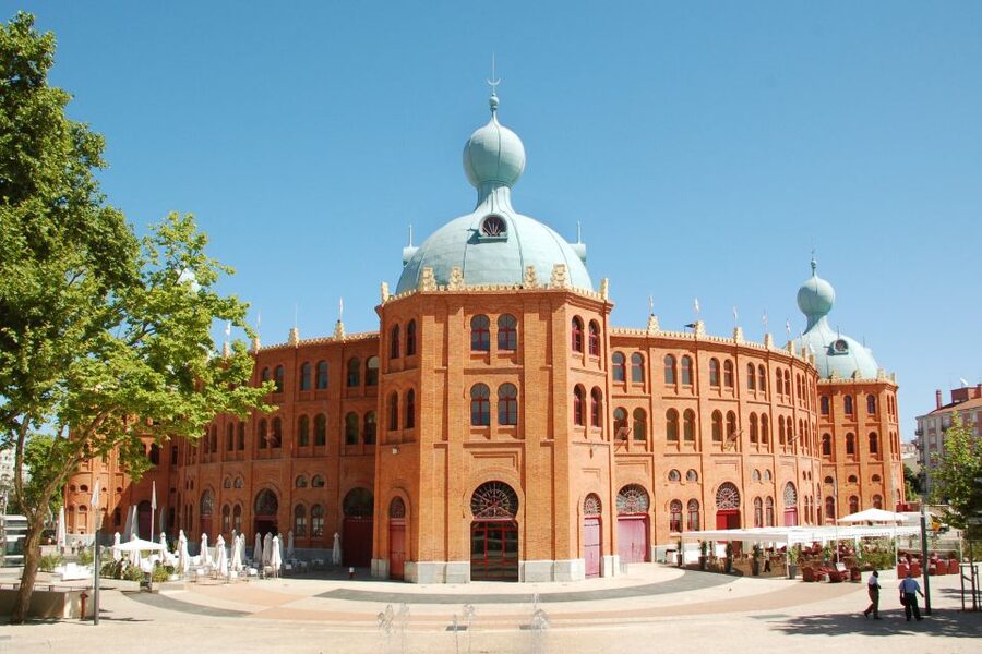 Lisbon: 1-or 2-Day Hop-On Hop-Off Bus Tour - Is $25 a good price?