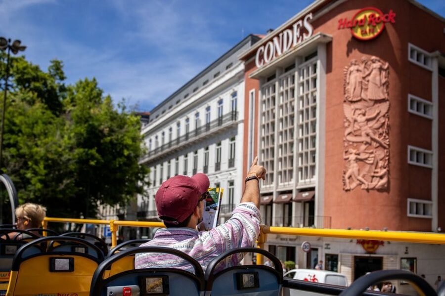 Lisbon: 1-or 2-Day Hop-On Hop-Off Bus Tour - The blue Belém route, from Rossio to the Tagus