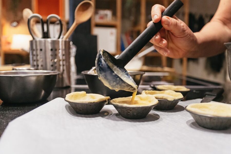 Lisbon: 2-Hour Pastel de Nata Cooking Class - Cooking with Anna and Marta
