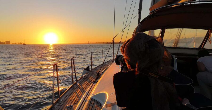Lisbon: 2-Hour Sunset Sailing Tour on Luxury Sailing Yacht - Boarding near the Monument to the Discoveries